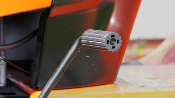 Husqvarna TC 138 38-Inch Riding Lawn Mower Garden Tractor