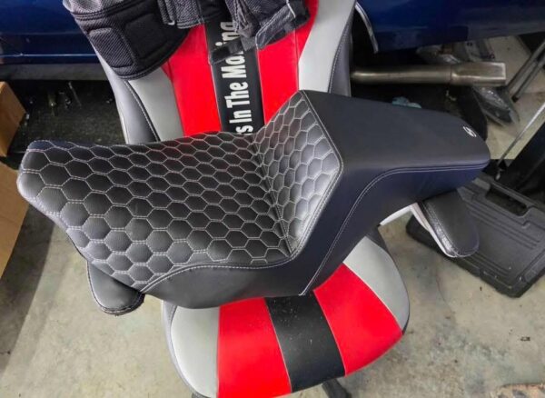Saddlemen Step-Up HC Honeycomb Seat for Harley-Davidson FLHX Street Glide