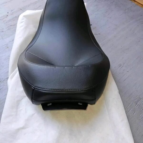Harley-Davidson Touring Solo Seat – Shaved Black Leather Custom Upgrade