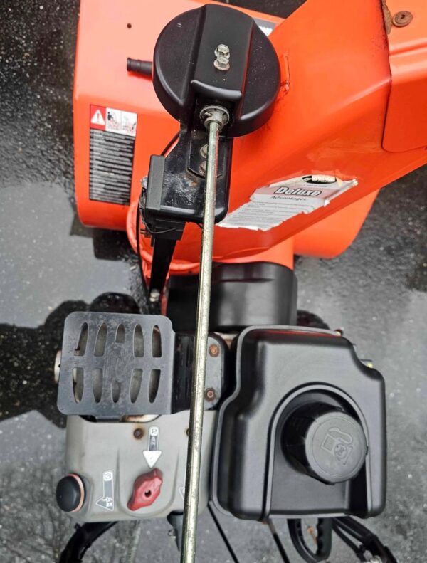 Ariens Deluxe 28-inch two-stage snow blower with Briggs and Stratton engine